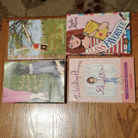 Middle School Girl Book Paperback Reading Bundle - Picture 1 of 11